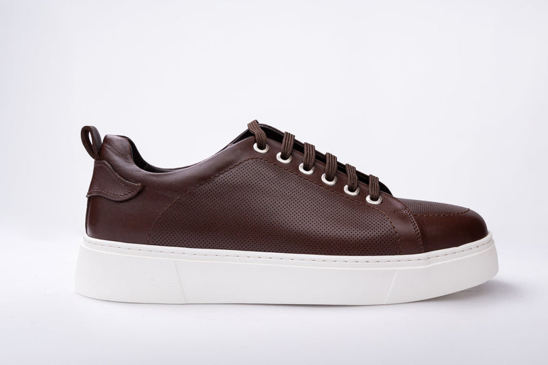 LEATHER TRAINERS WITH LUG SOLE
