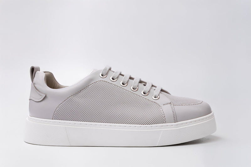 LEATHER TRAINERS WITH LUG SOLE