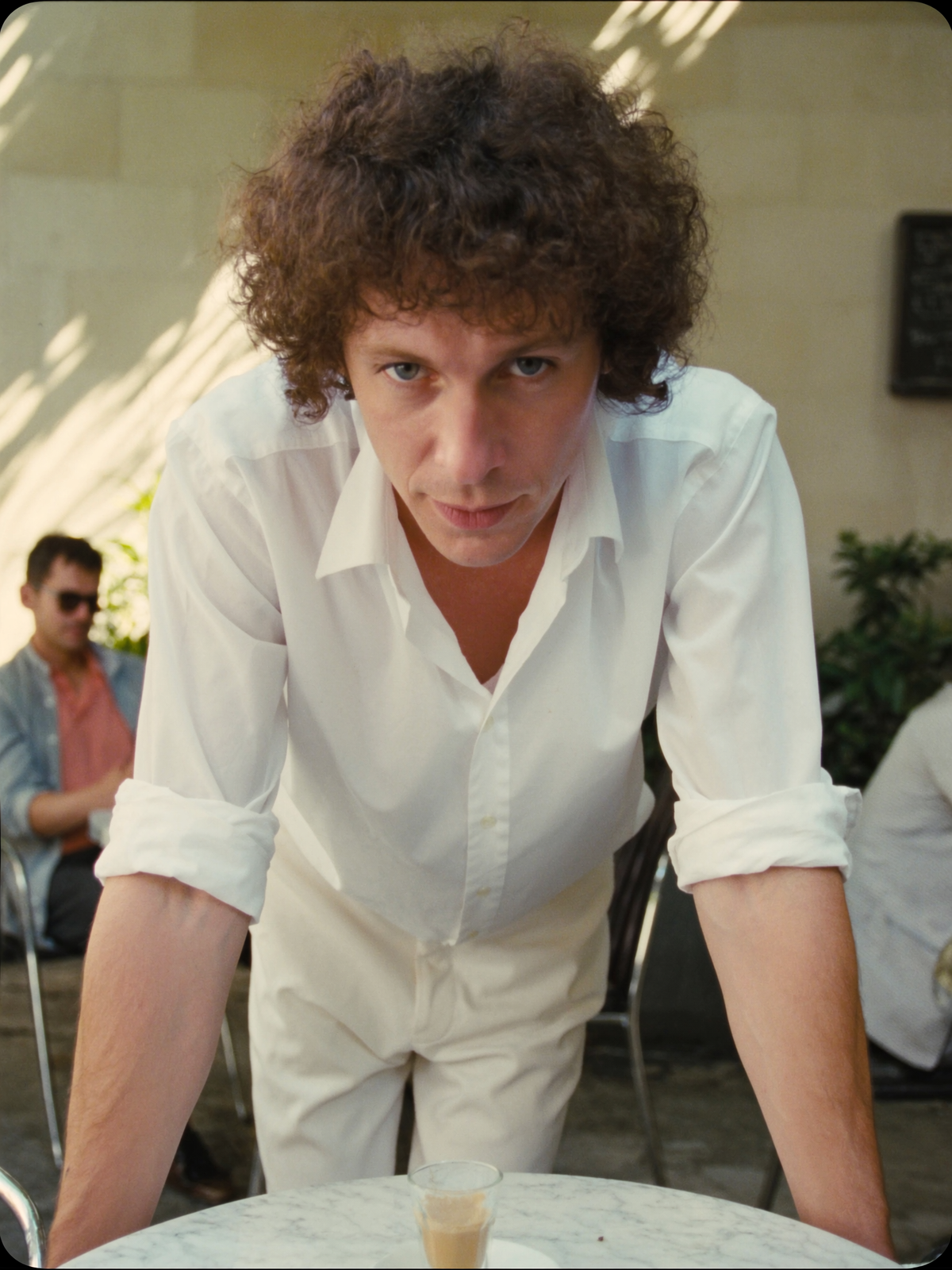VEILN - Parisian Cafe Portrait